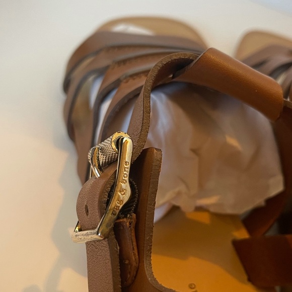 SOLD - Picture 3 of 5